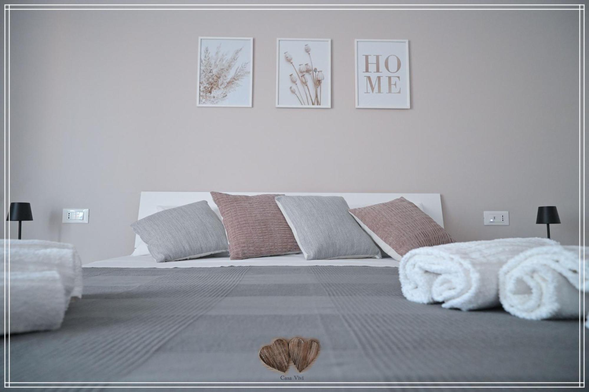 Casa Vivi Apartment โมโนโปลี ภายนอก รูปภาพ